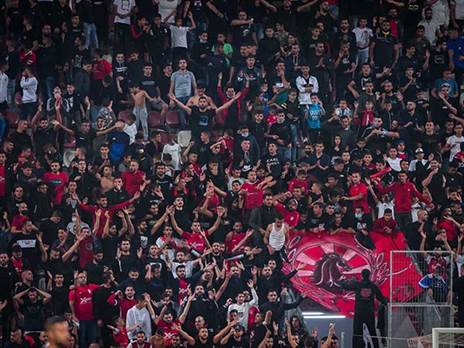 הקהל האדום. כיאל מקווה כי לא ייגרר למקומות הלא נכונים מול היריבה מהבירה (מאור אלקסלסי)