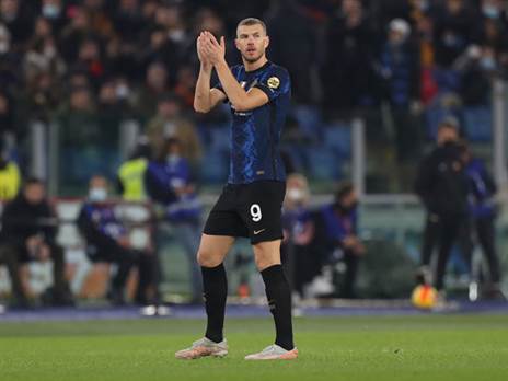 אדין דז'קו. עוד יום, עוד שער (Getty)