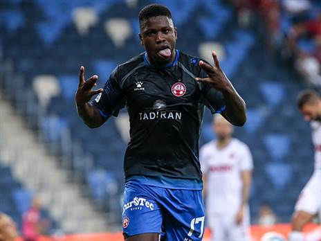 אם אקבל הצעה מישראל אשקול אותה לחיוב" (מאור אלקסלסי)