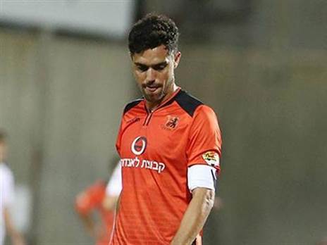 התקפה חזיתית. עזוז (צילום: דני מרון)