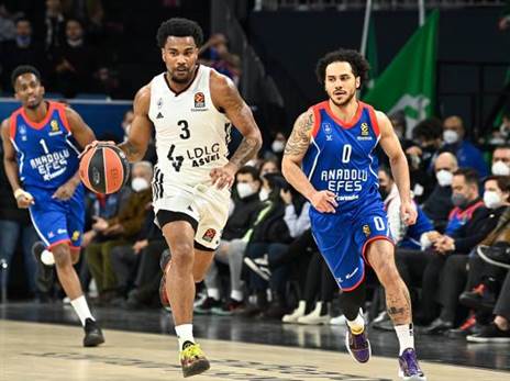 גרם למכבי לחשוב פעמיים? ג'ונס (GETTY)