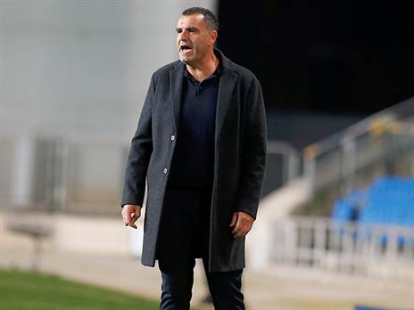 הצלחה גדולה.קורצקי (אלן שיבר)