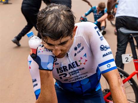 כל כך קרוב (קרדיט: שורס בוקבום)