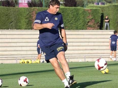 אובארוב. עדיין בקשר עם מורוז (אלן שיבר)