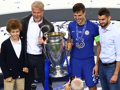 אברומביץ' בימים יפים יותר. "זאת הייתה אזהרה" (GETTY)