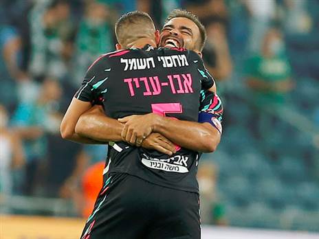 1:2 בחוץ לכל אחת (אלן שיבר)