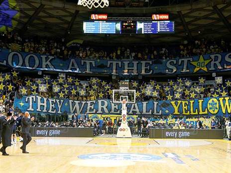 יכולים להיות גאים. אוהדי מכבי (אלן שיבר)