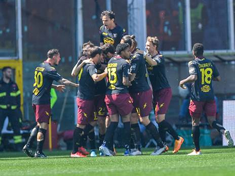 ניצחון ראשון מזה שלושה חודשים (GETTY)