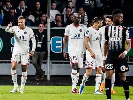 חגיגות פריזאיות (GETTY)