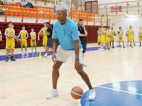 אגדה בתל אביב (אלן שיבר)