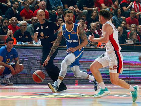 דילג מעל הפועל עם 28 נקודות. ווילבקין (צילום: אלן שיבר)