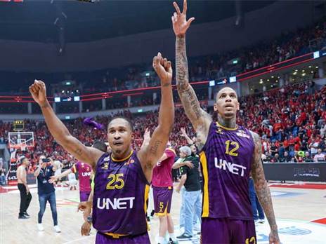 שימשו כ"צוות המסייע". קייזר ומגי (צילום: דני מרון)