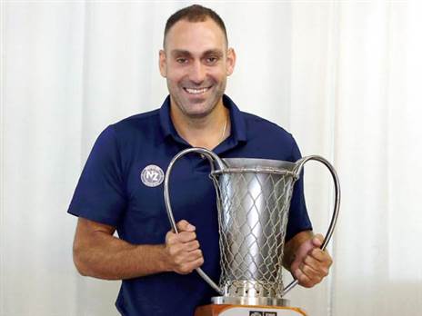 הישג השיא. דן וגביע היורופקאפ (אלן שיבר)