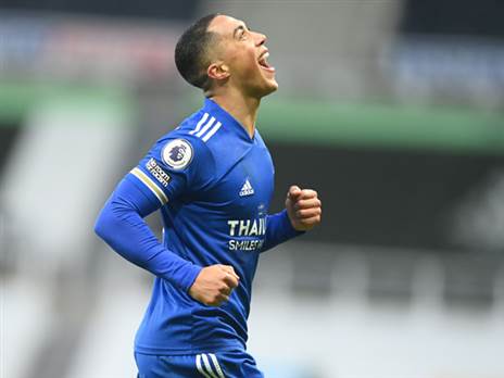 יורי טילמנס. האיש שארטטה רוצה במרכז המגרש (GETTY)