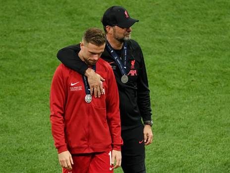 קלופ והנדרסון. הסקאוטים עובדים (Getty)