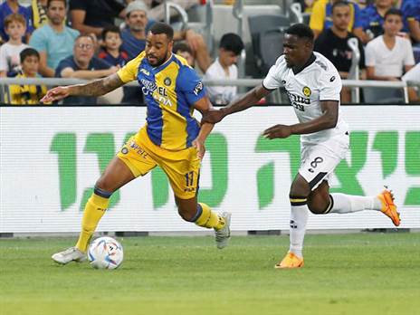 קובאס. אחת נקודות האור (אלן שיבר)