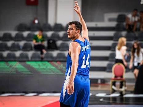 "מנהיג כריזמטי" (FIBA)