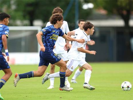 שנויים במחלוקת (Pixsell or GNK Dinamo, האתר הרשמי של מכבי ת"א)