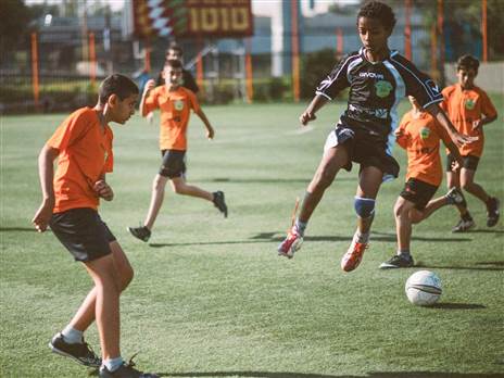 "יש כאן אפליה". מיליארדו (אביב אברון)