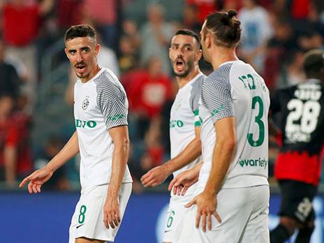 רחוקים מלהציג את היכולת הרגילה (אלן שיבר)