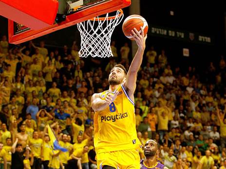 מנקו והצהובים עם רבע שלישי טוב (אלן שיבר)