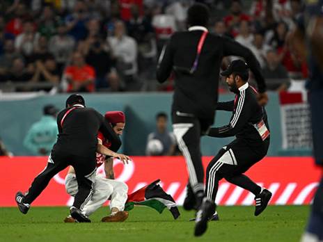 עורר סערה (Getty)