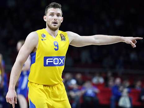 "משהו לא שמח במכבי ת"א" (GETTY)