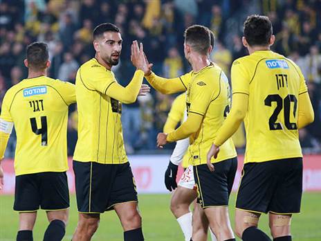 ערב מוצלח בבירה (קובי אליהו)