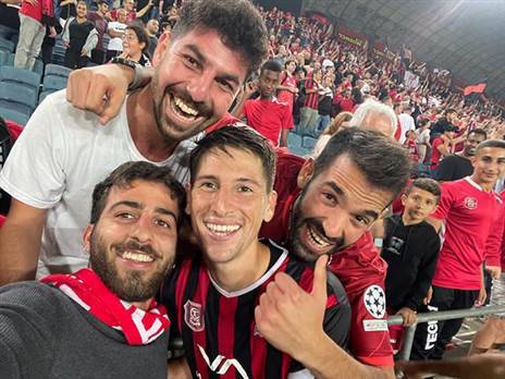 "מנצל את הזמן הפנוי". גוני וחבריו