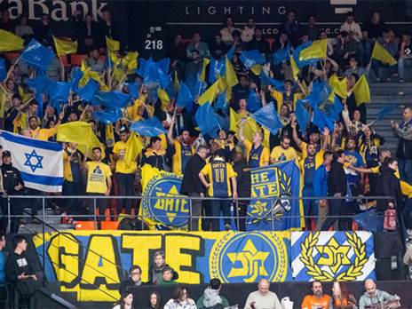 הקהל הצהוב הגיע לוולנסיה (האתר הרשמי של מכבי ת"א)