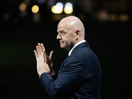 צפוי לאשר את הפורמט בקרוב. נשיא פיפ"א אינפנטינו (getty)