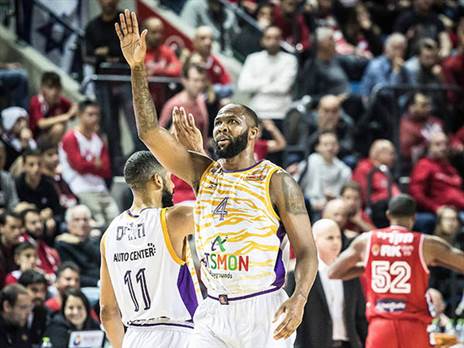 ג'ונסון. ישאר? (עודד קרני)