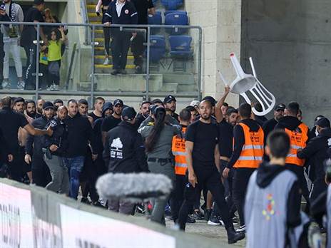 "האלימות היחידה שראיתי - של המאבטחים" (צילום: אלן שיבר)