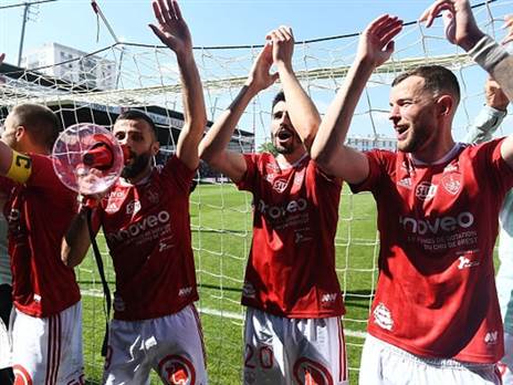 ברסט הבטיחה עונה נוספת בליג 1 (Getty)