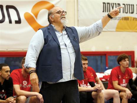 אלכסנדר דז'יקיץ'. מוכן לחצי הגמר (אלן שיבר)