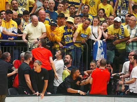 עוד ערב של אירועים מכוערים בסדרת הגמר (אלן שיבר)