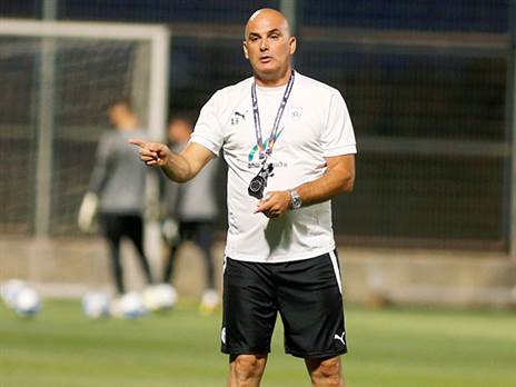 חזן. מצפה לו מבחן לא פשוט (אלן שיבר)