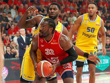 "הבעיה הייתה בעיתוי". אונואקו (אלן שיבר)