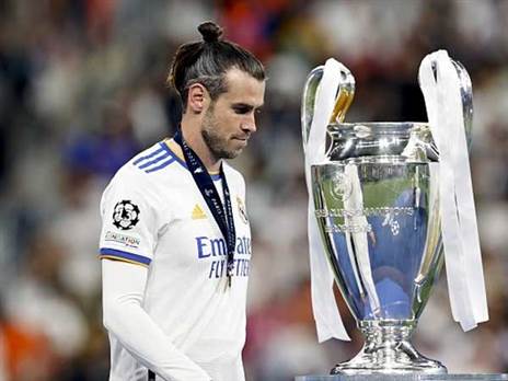 "רציתי להיעלם בחשיכה" (GETTY)