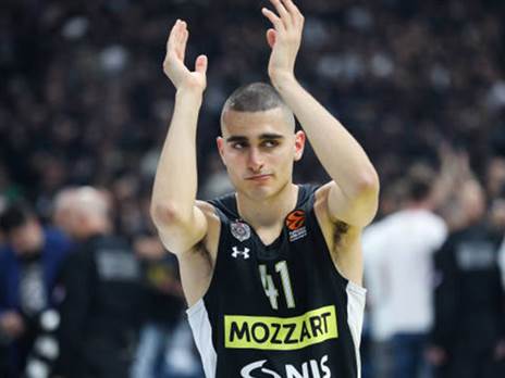 איפה הוא ישחק בעונה הקרובה? מדר (GETTY)