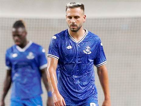 "אם לחטוף תבוסה כזו, אז עכשיו". שטיין (אלן שיבר)