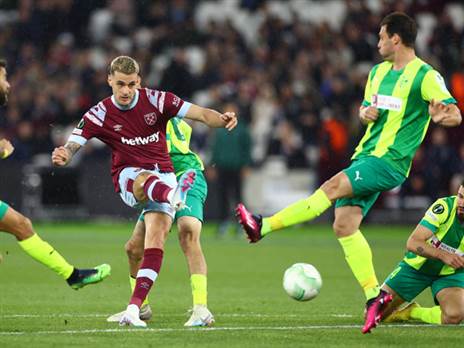 רק ווסטהאם, שזכתה בקונפרנס, עצרה את לרנקה (GETTY)