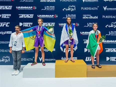 הביאה זהב ראשון. שוריגין (IMMAF)