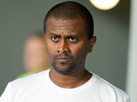 השאיר את הקליפ צמוד לחזה. מסאי דגו (צילום: אלן שיבר)