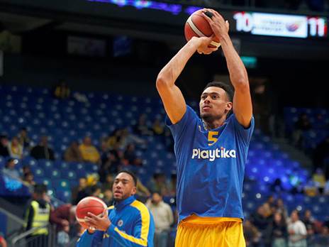 מחצית ראשונה טובה שלו. בולדווין (אלן שיבר)