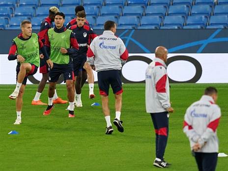 שחקני הכוכב מתאמנים לקראת המפגש (Getty)