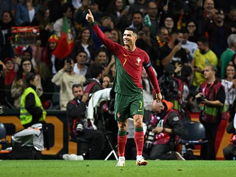 (Dean Mouhtaropoulos/Getty Images)