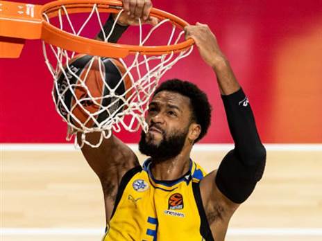 מכבי ת"א השתפרה במחצית השניה, ווב (getty)