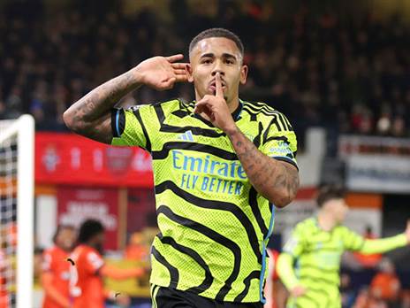 אך המילה האחרונה היתה של ארסנל (GETTY)