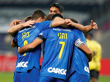 מכבי ת"א ממשיכה לחגוג (אלן שיבר)